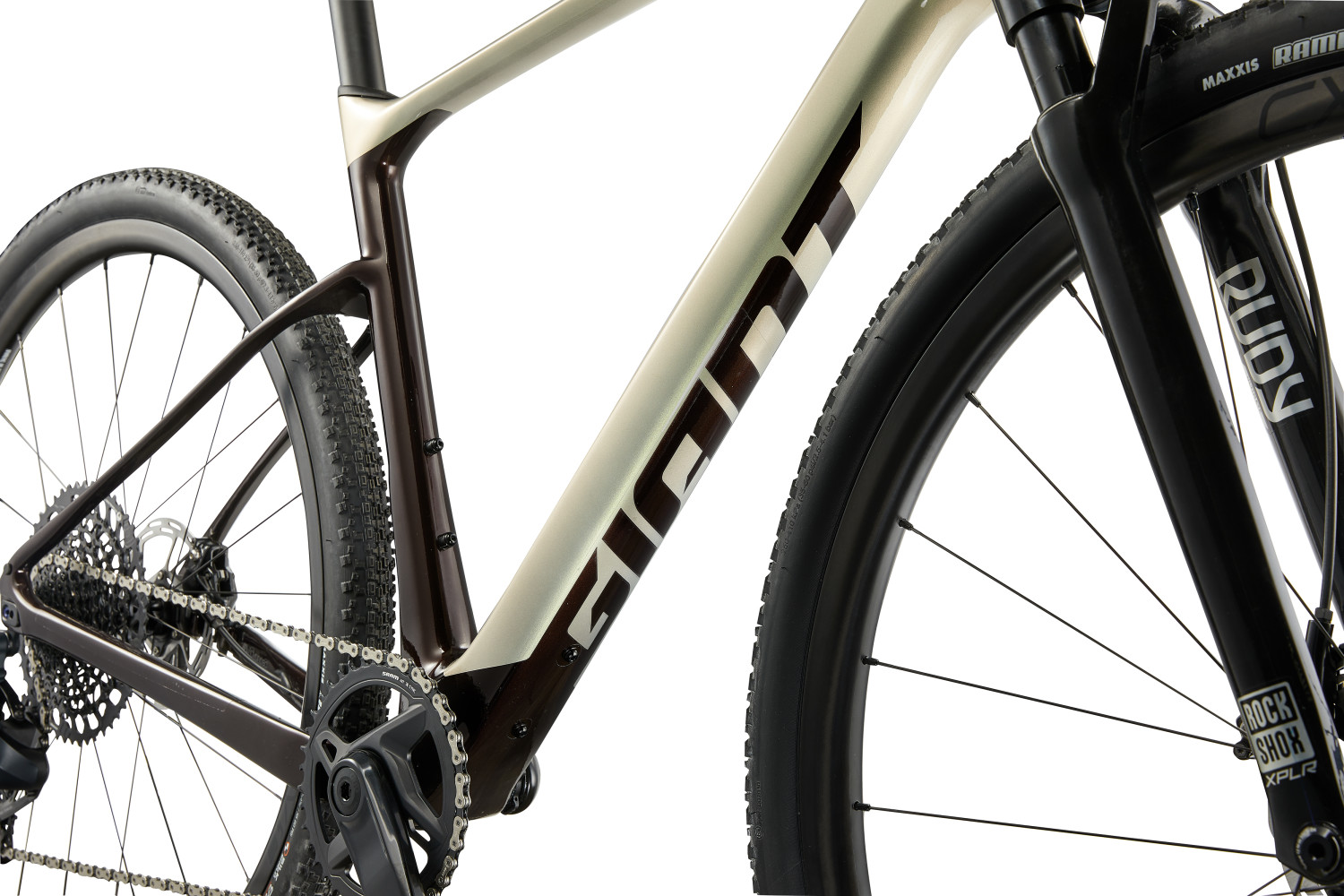 2024 Giant Revolt X Advanced Pro 1